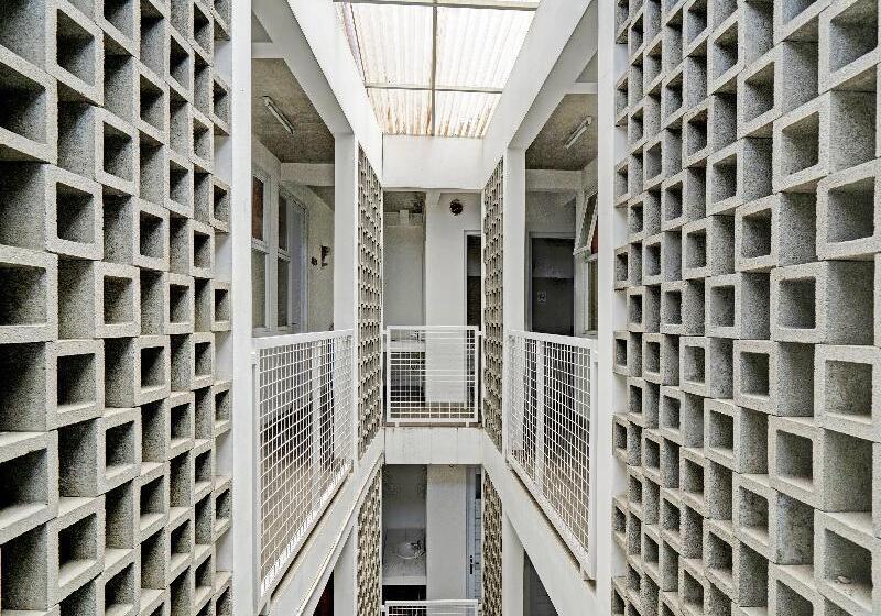 Otel Spot On 2190 Alamanda 7 Syariah