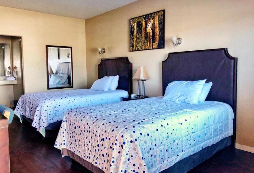 مُتل Lone Star Inn & Suites