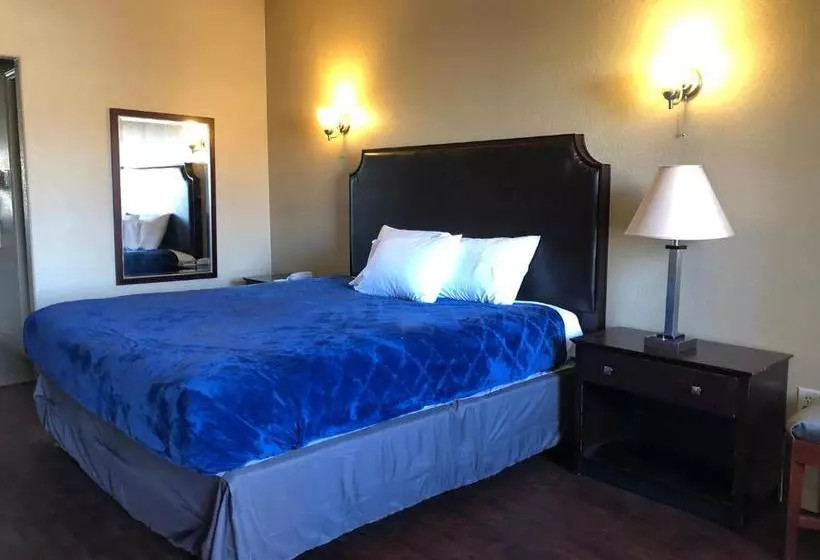 Motelli Lone Star Inn & Suites