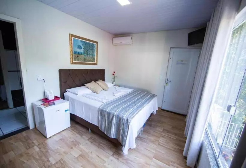 ペンション Cachoeira Dos Pássaros