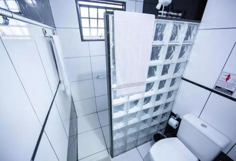 ペンション Cachoeira Dos Pássaros