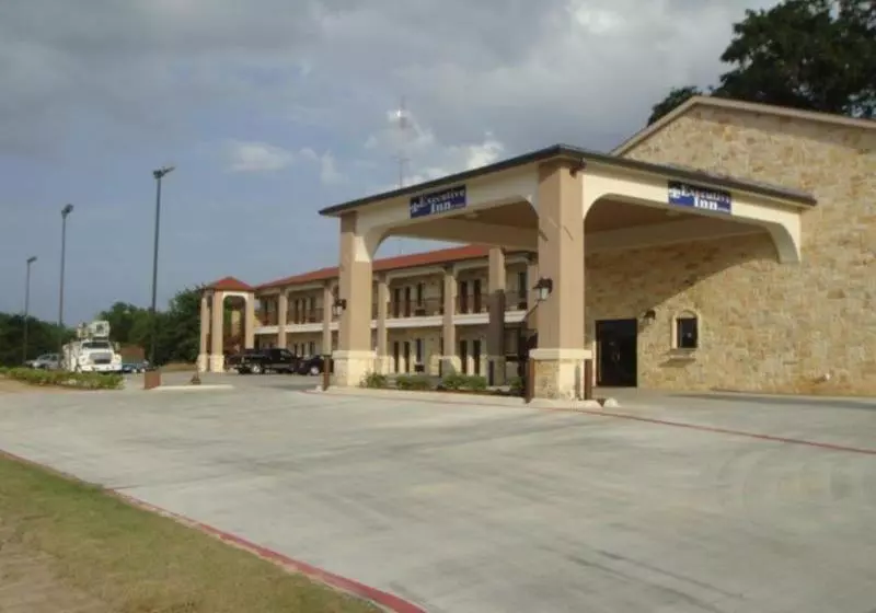 ホテル Executive Inn & Suites