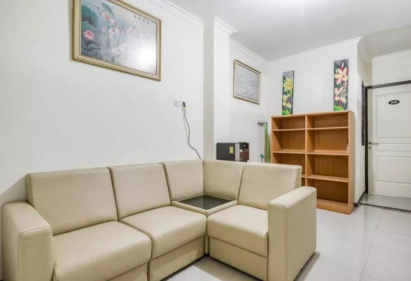 ペンション Koolkost Syariah Near Kaza Mall Surabaya