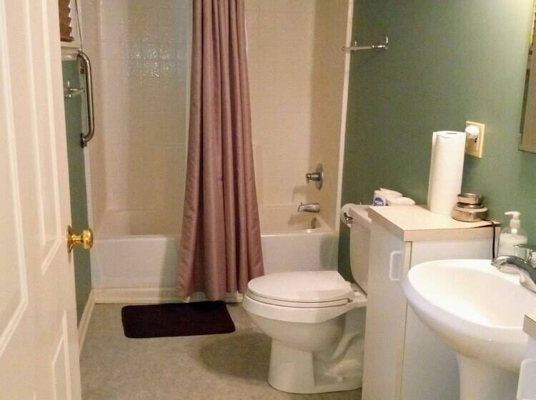 فندق صغير Laughing Heart Lodge