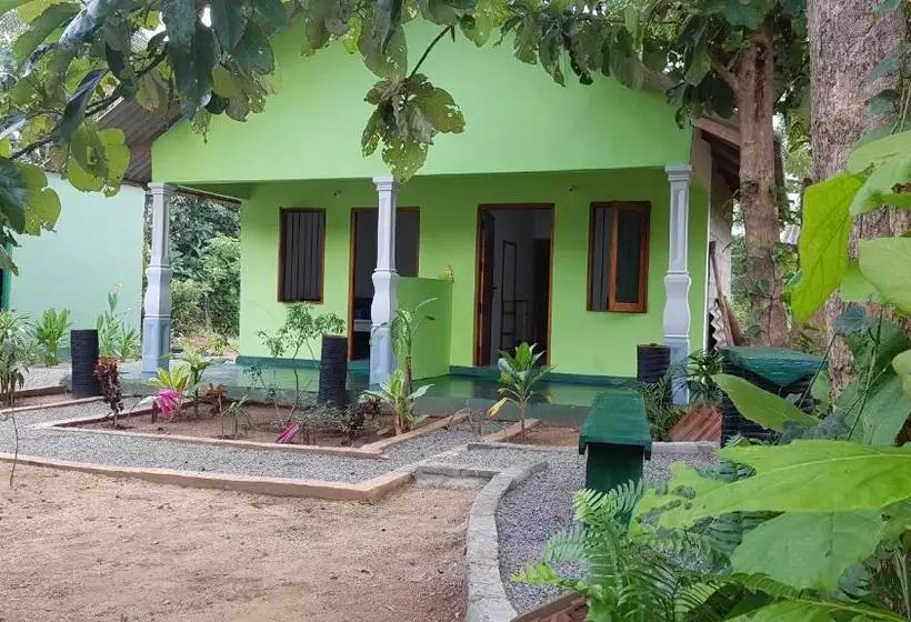 هتل Vimal Villa