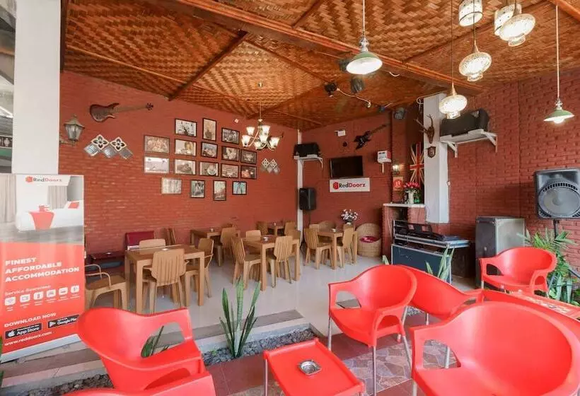 ホテル Reddoorz Syariah Near Jalan Asahan Pematang Siantar