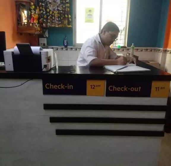 هتل Spot On Sairaj Lodging & Boarding