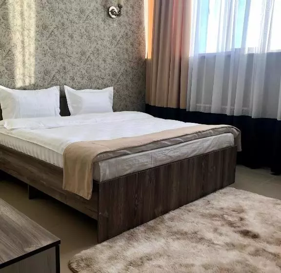 تختخواب و صبحانه Tarlan