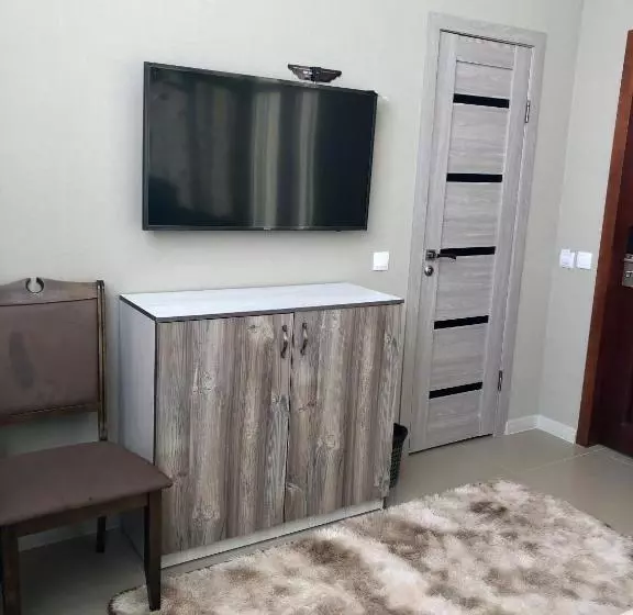 تختخواب و صبحانه Tarlan