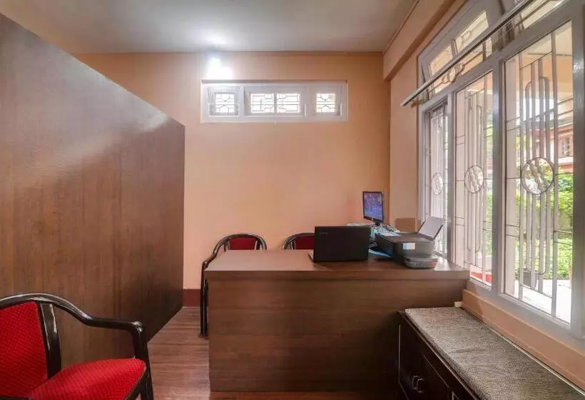 Hotelli Collection O Trinayan Associates