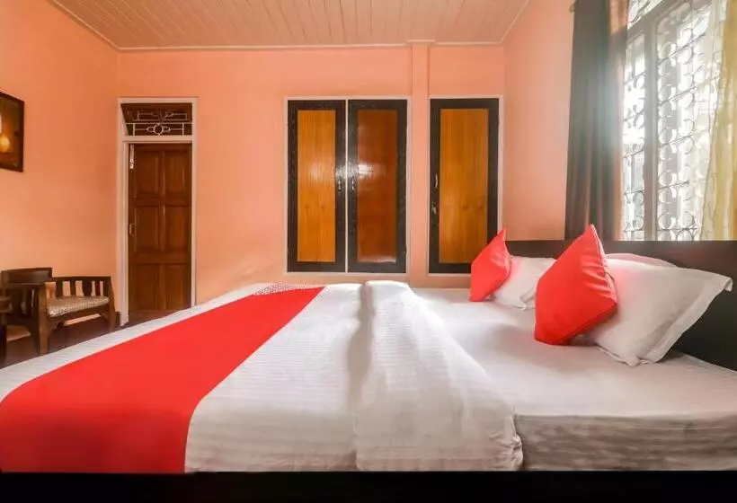 Hotelli Collection O Trinayan Associates