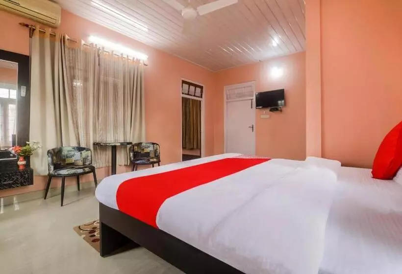 Hotelli Collection O Trinayan Associates