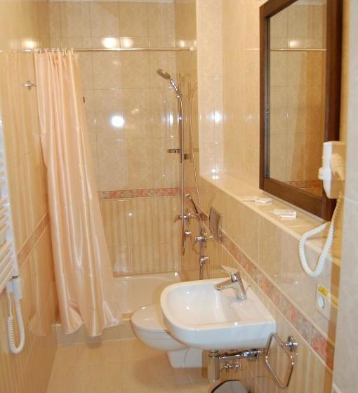 Schronisko готель баварія