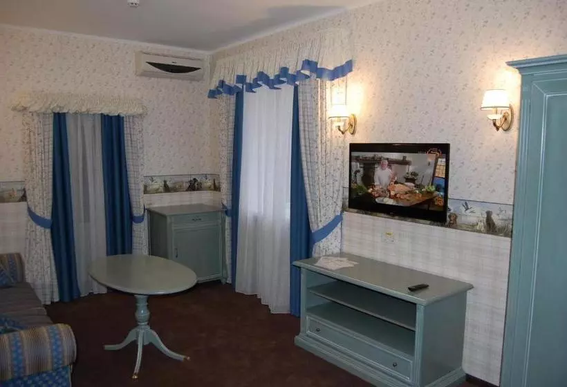 هاستل готель баварія