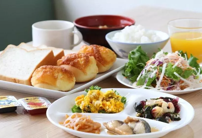 Hotelli Best Inn Uozu