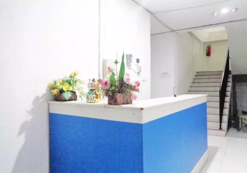 ホテル Oyo 2130 Magnolia Residence
