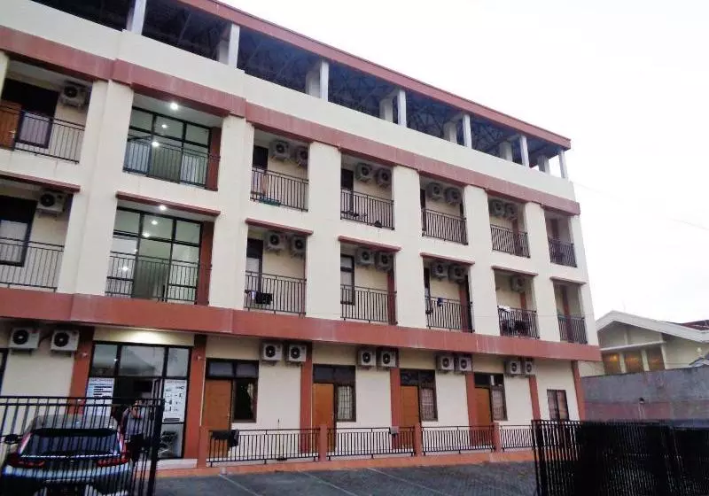 ホテル Oyo 2130 Magnolia Residence