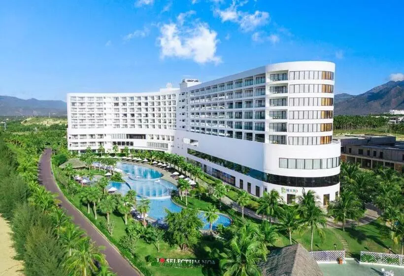 Selectum Noa Resort Cam Ranh