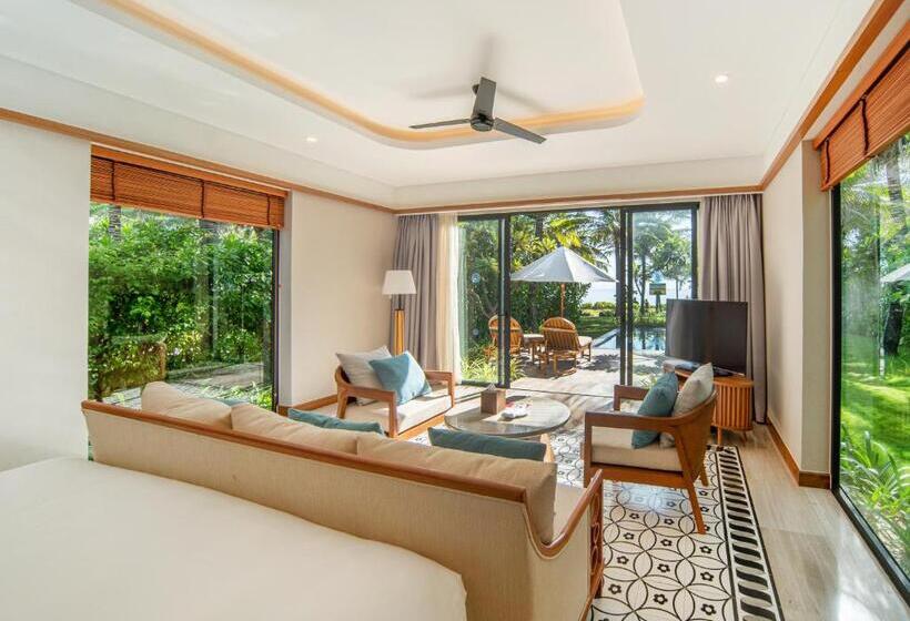 Selectum Noa Resort Cam Ranh