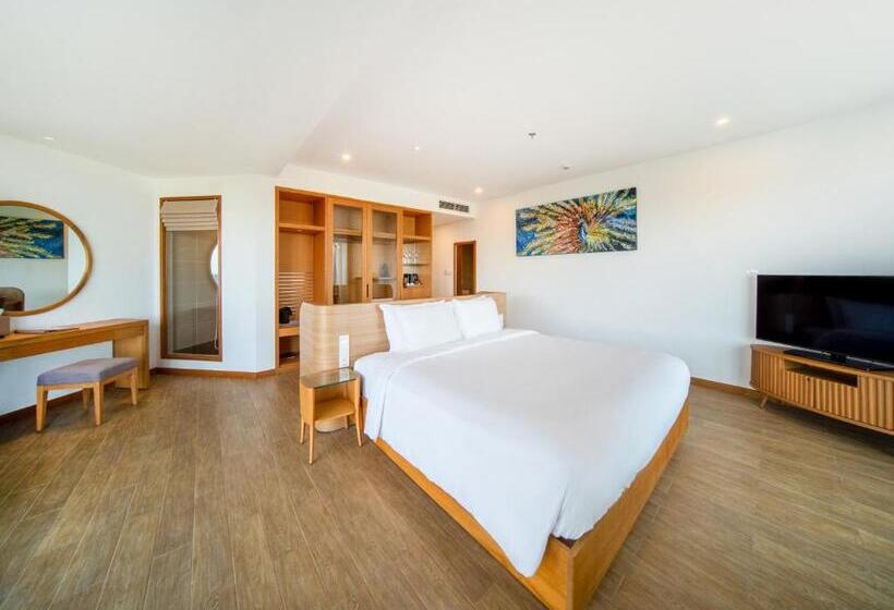Selectum Noa Resort Cam Ranh