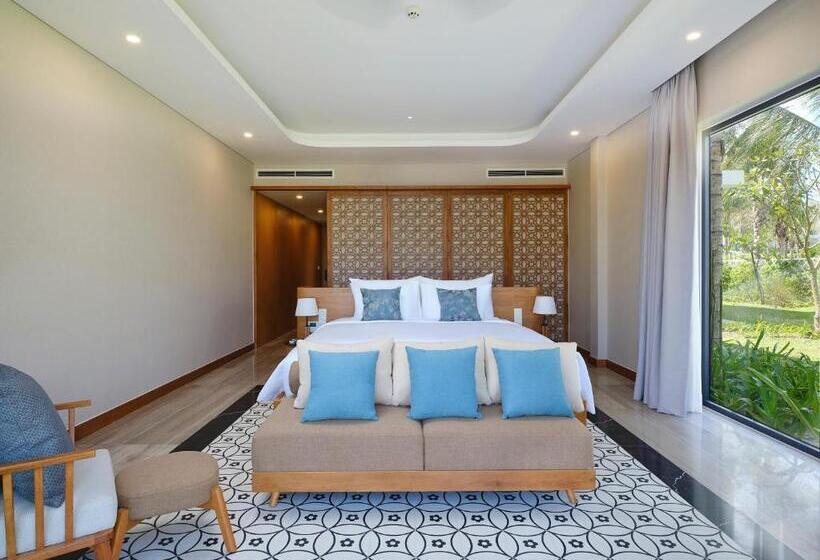 Selectum Noa Resort Cam Ranh