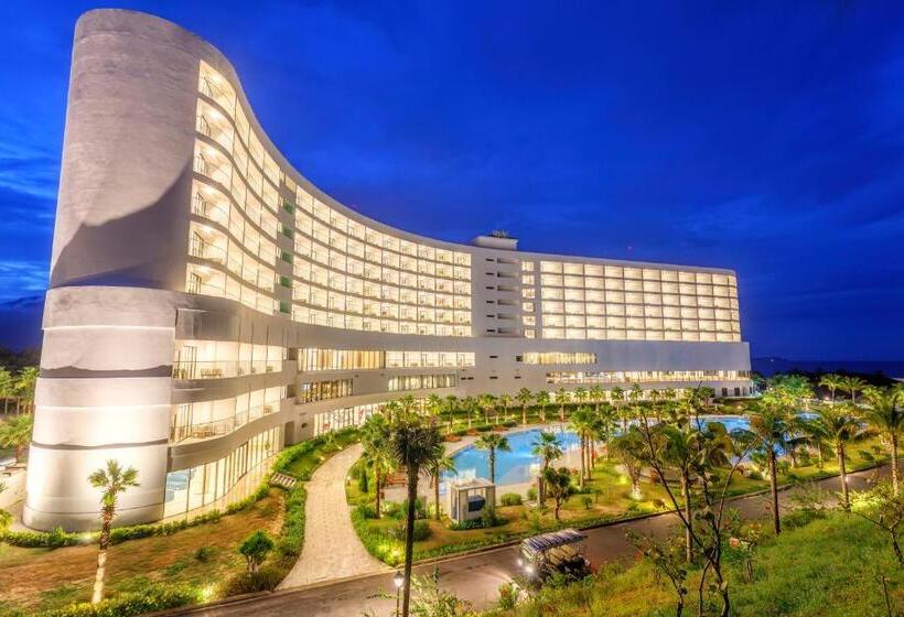 Selectum Noa Resort Cam Ranh