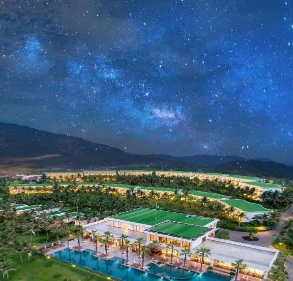 Selectum Noa Resort Cam Ranh