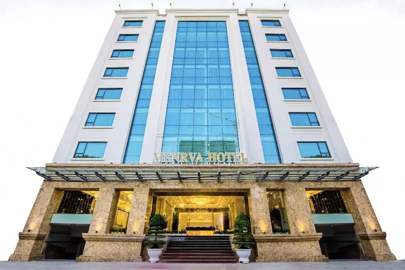 هتل Menrva