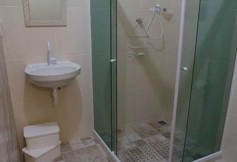 پانسیون Beach Hostel & Suites Los Pibes De Flores