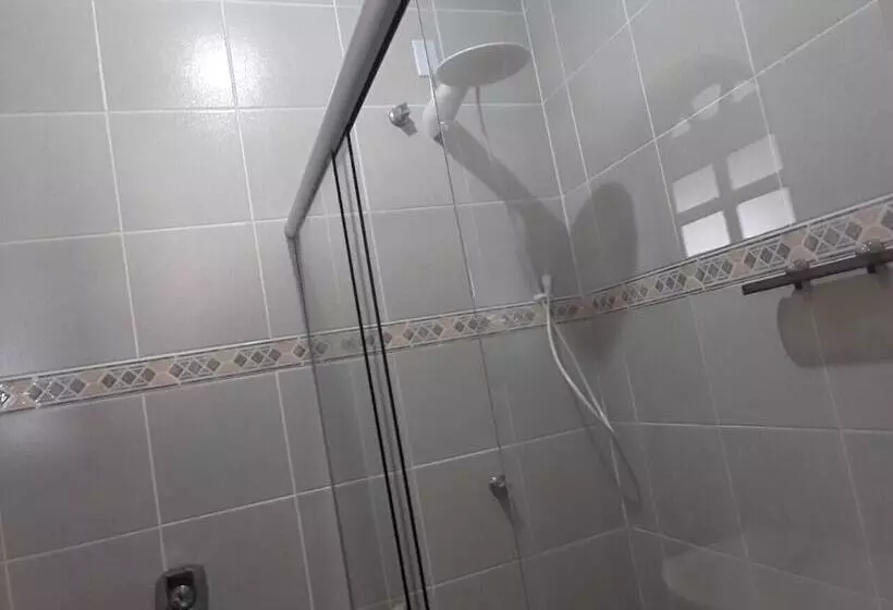 پانسیون Beach Hostel & Suites Los Pibes De Flores