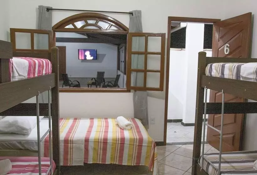 پانسیون Beach Hostel & Suites Los Pibes De Flores