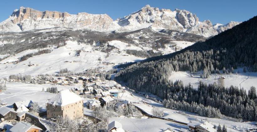 تختخواب و صبحانه Medesc