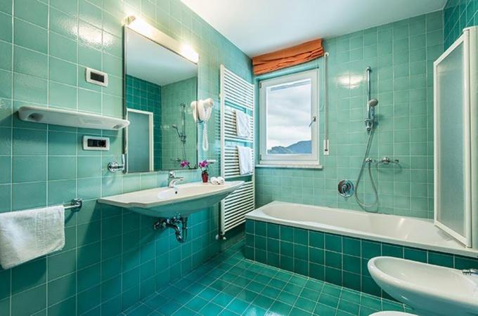 تختخواب و صبحانه Medesc