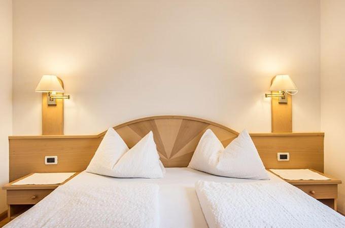 تختخواب و صبحانه Medesc