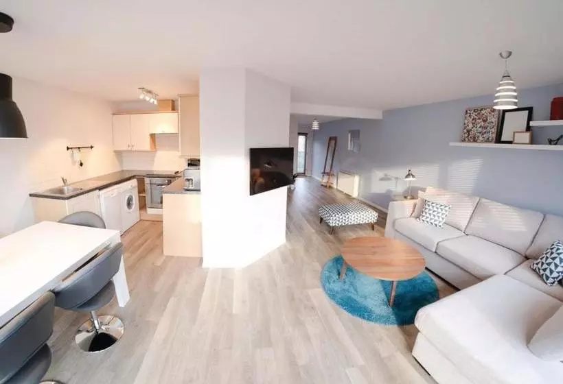 Lomakeskus Yare View Holiday Cottages