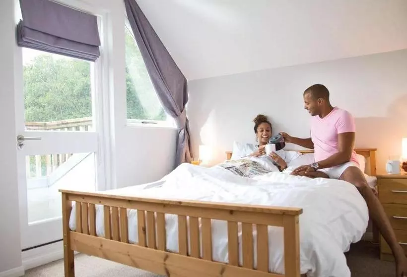 Lomakeskus Yare View Holiday Cottages