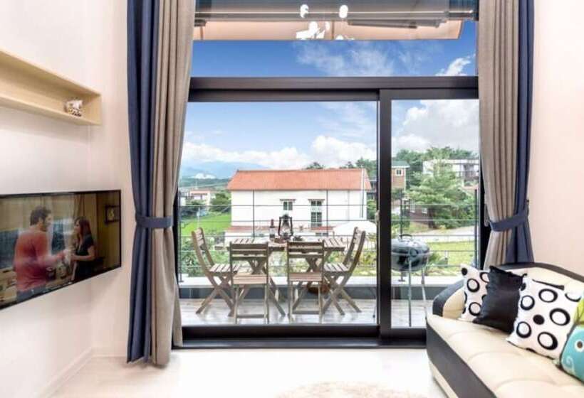 Gyeongju Le Reve Pension