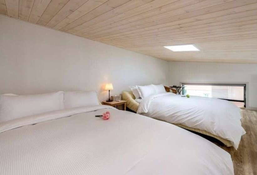 Gyeongju Le Reve Pension