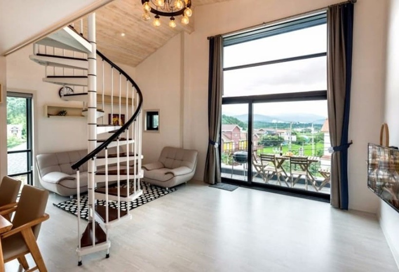 Gyeongju Le Reve Pension