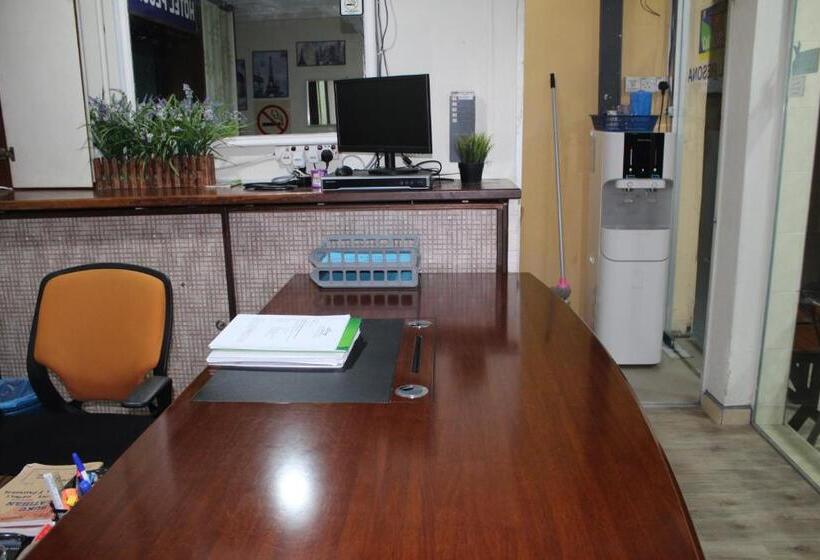 هتل Persona Boutique