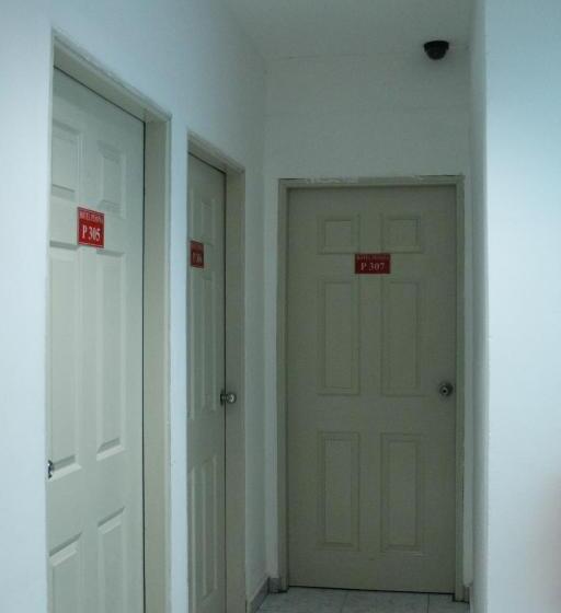 هتل Persona Boutique