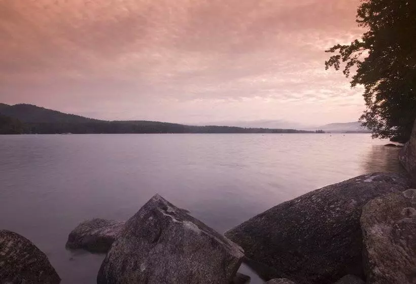 민박 The Manor On Golden Pond