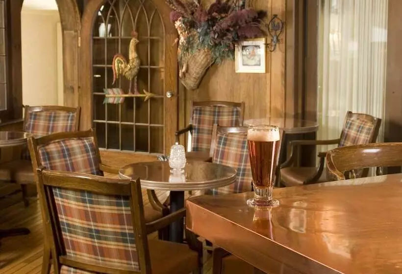 민박 The Manor On Golden Pond