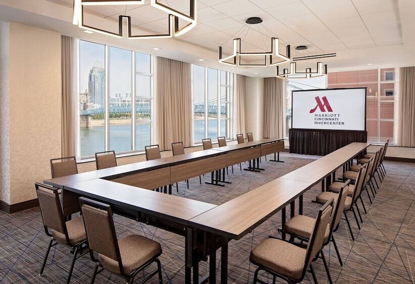 Hotel Cincinnati Marriott At Rivercenter