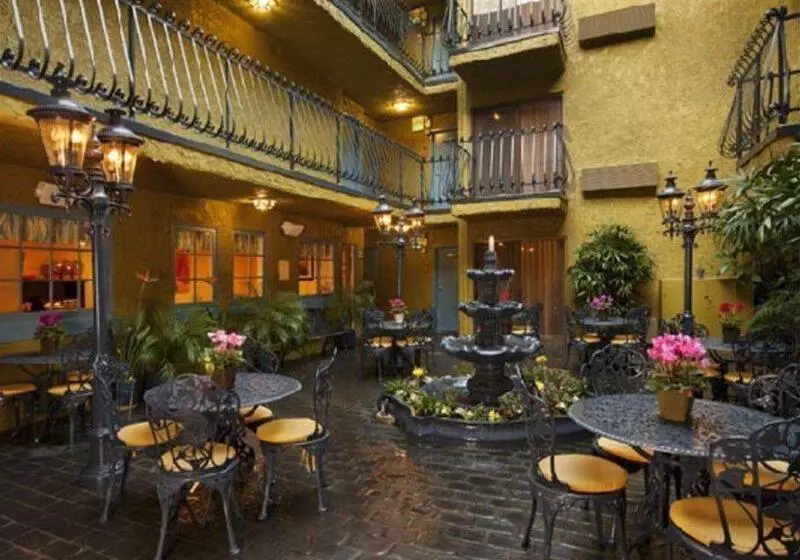 هتل Inn At Venice Beach