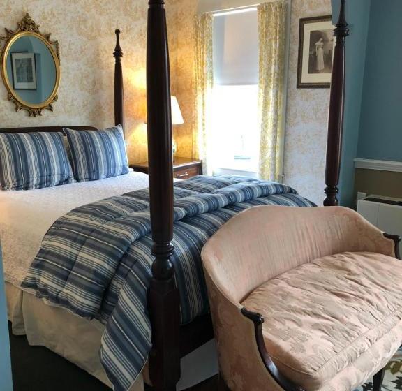 هتل Mary Prentiss Inn