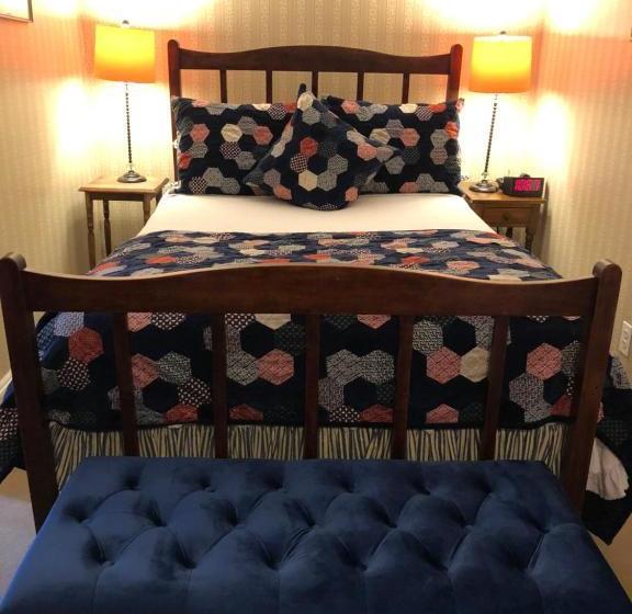 هتل Mary Prentiss Inn