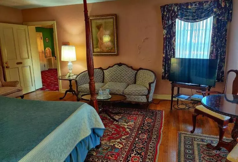 Отель Montague Inn Bed & Breakfast