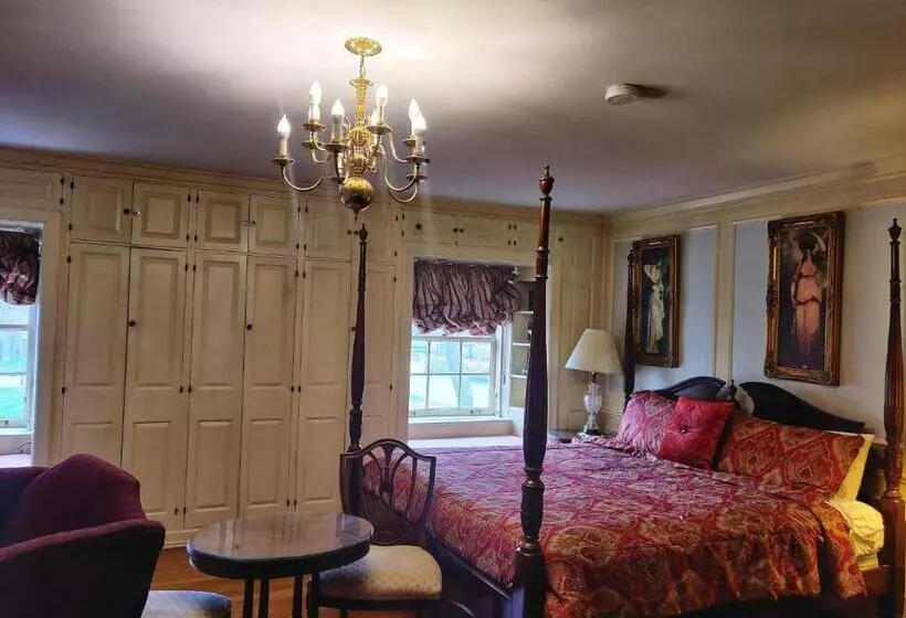 Отель Montague Inn Bed & Breakfast