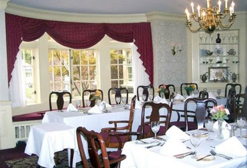 Отель Montague Inn Bed & Breakfast